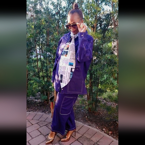 Utility jean jacket (see closet for purse in the pictures) - Picture 9 of 15